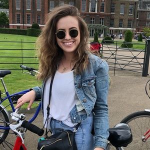 Meet your Posher, Hannah